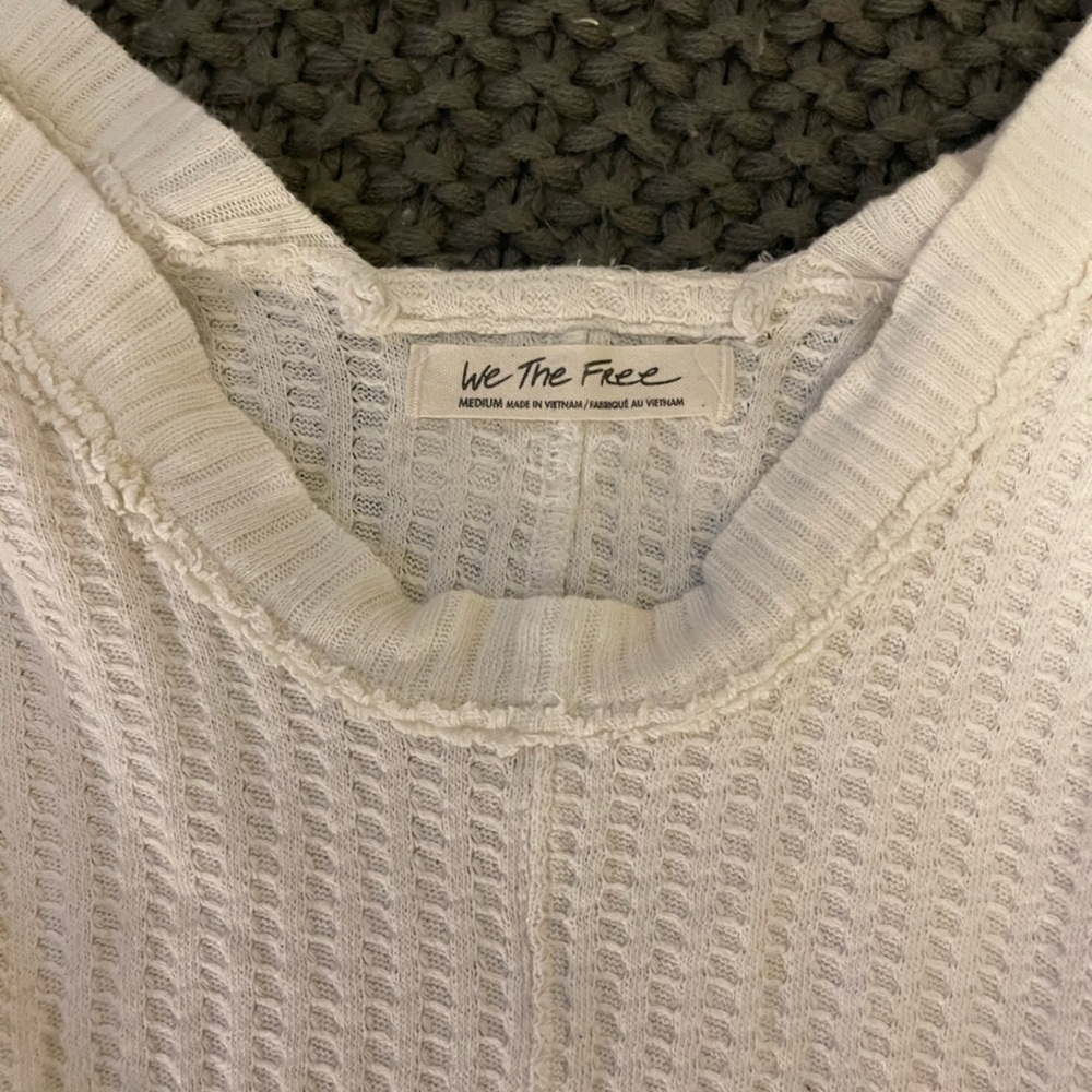 Sweater - Picture 2 of 3